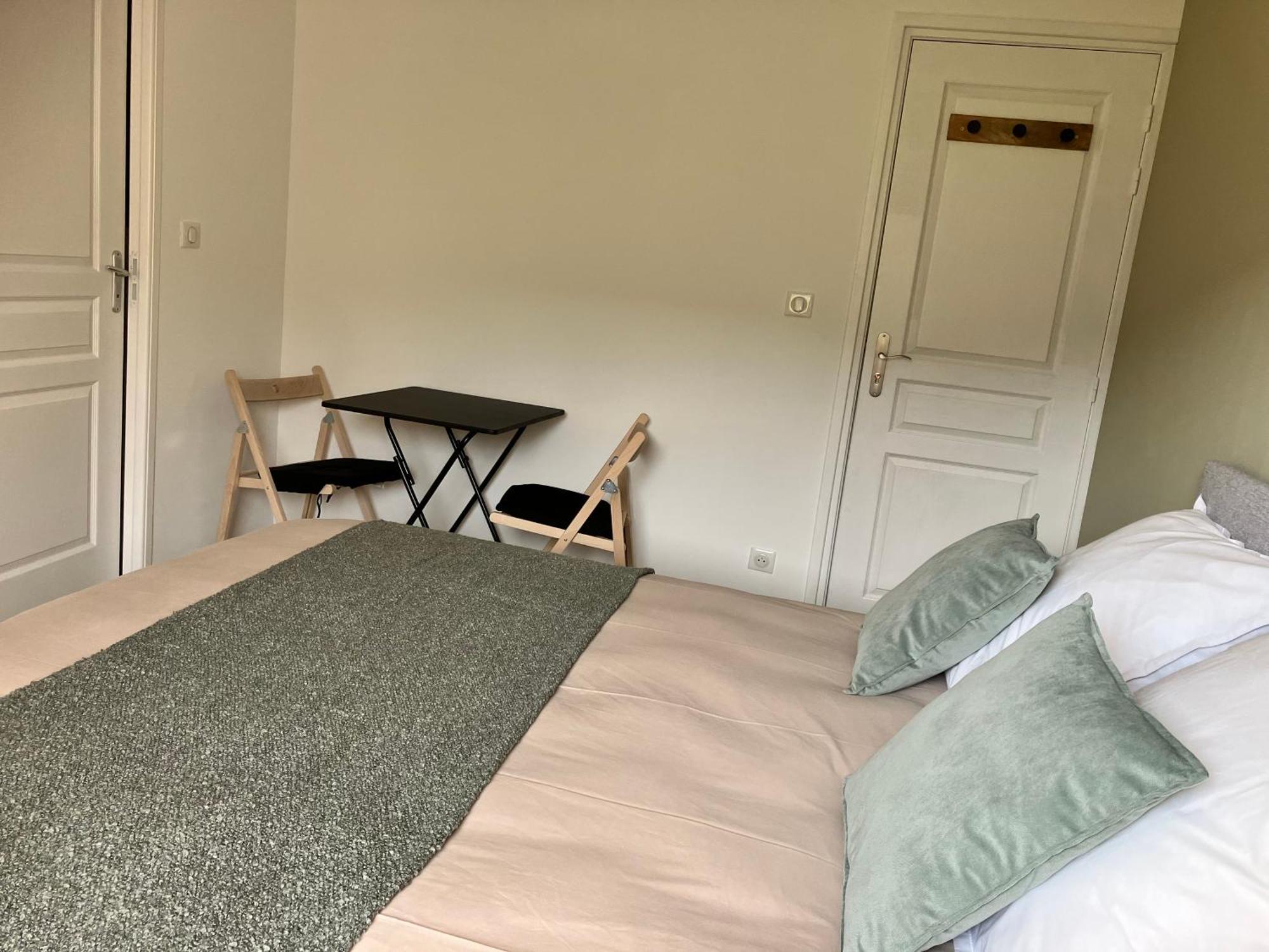 Bed and Breakfast La Gentiane Le Falgoux Экстерьер фото